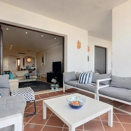 2 Bed-rooms With A View