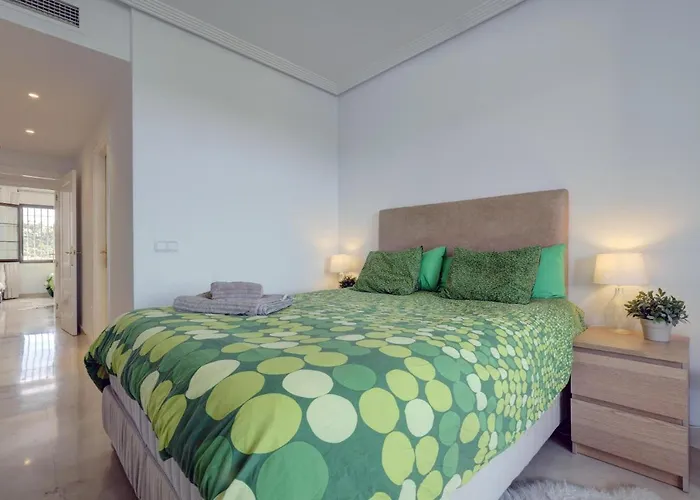 2 Bed-rooms With A View 아파트 *