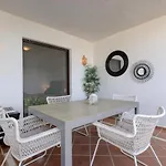 2 Bed-rooms With A View