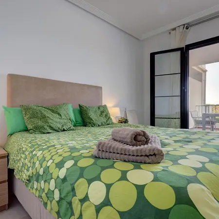 Appartement 2 Bed-rooms With A View *